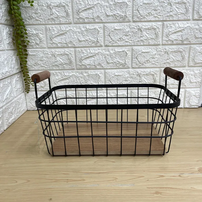 سبد دسته چوبی مشکی کد ۸۰۶۴