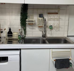 تصویر ست سینک آشپزخانه کرم کامارو ۶ تکه کامل شامل استند، جا لیوانی و آویز حوله